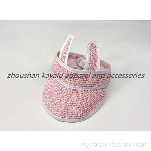 အသစ်သောကလေးများ၏တိရိစ္ဆာန်ကောက်ရိုး ဦး ထုပ်ကို ဦး ထုပ်ကို ဦး ထုပ်